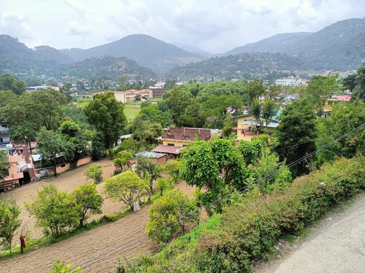 Herb Club Homestay Bhīm Tāl Exteriör bild